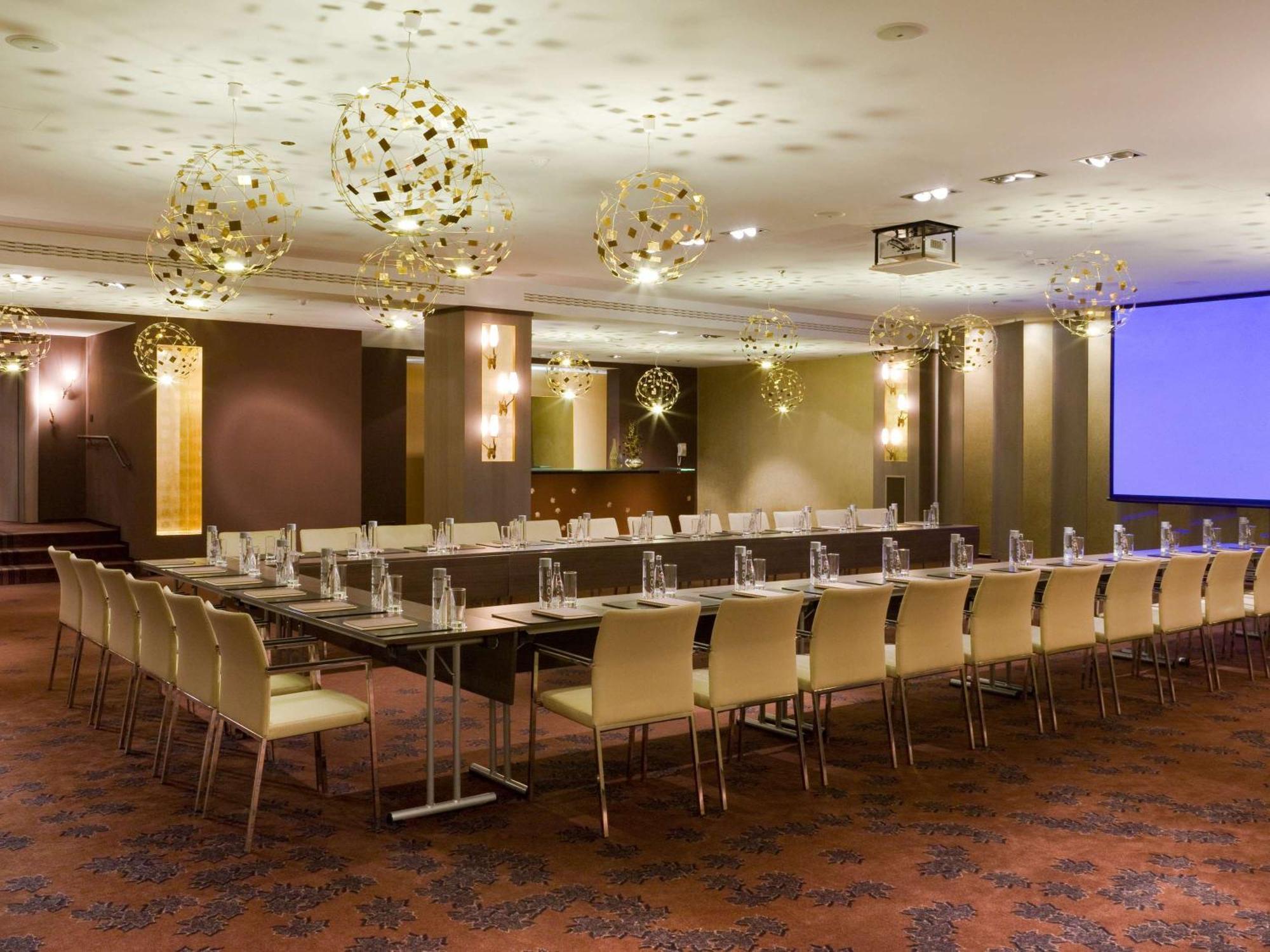 Hotel Sofitel Victoria Warsaw