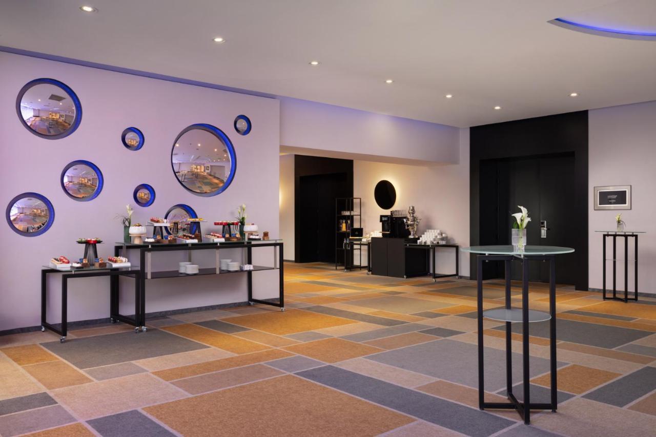 Sofitel Victoria Hotell